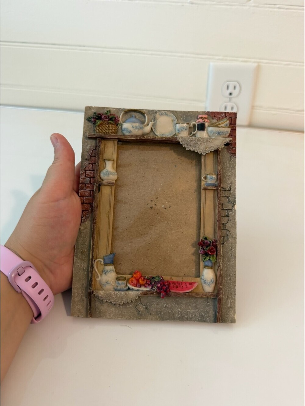 K's Collection Decorative Window Scene Photo/Picture Frame 7 x 5 Ceramic/Resin